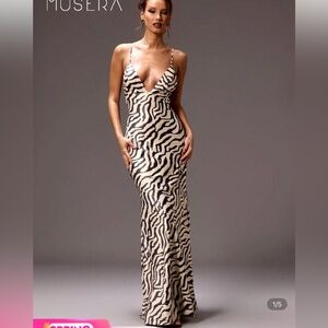 Muse Zebra Pattern Maxi Dress NEW W OUT TAG